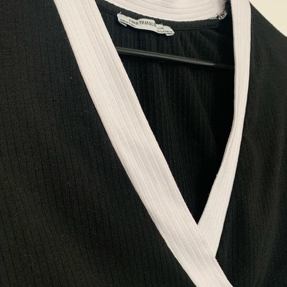 ZARA Wrap Cropped Top - Picture 2 of 3